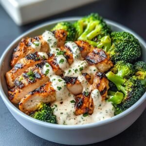 Creamy Garlic Chicken & Broccoli Bowls – Easy Low-Carb Dinner